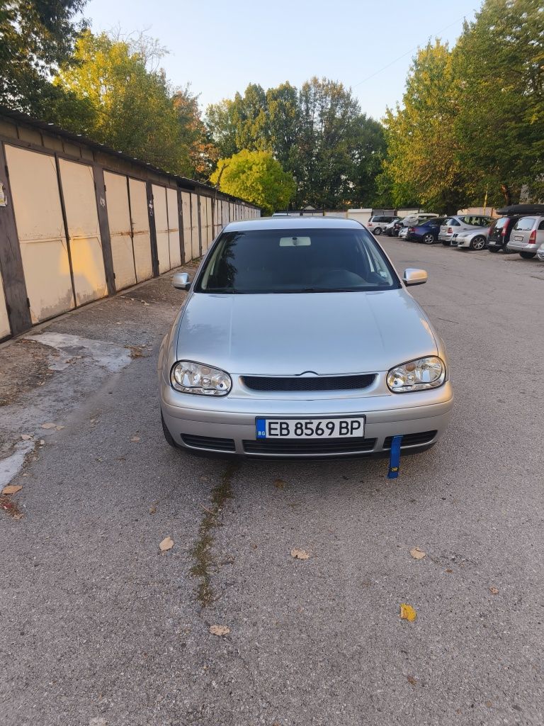 Голф 4 1.4 16v отличен