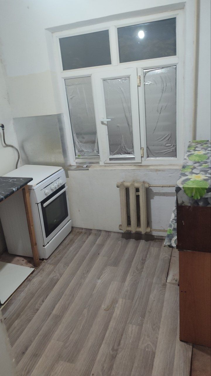 Чилонзор 13. 3/1/4 65 м² Фархадский бозорга якин ижарага берилади