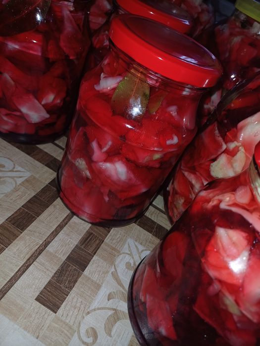 Домашние куры бульонные, бройлер, дачное соленье,варенье,капуста,кобра