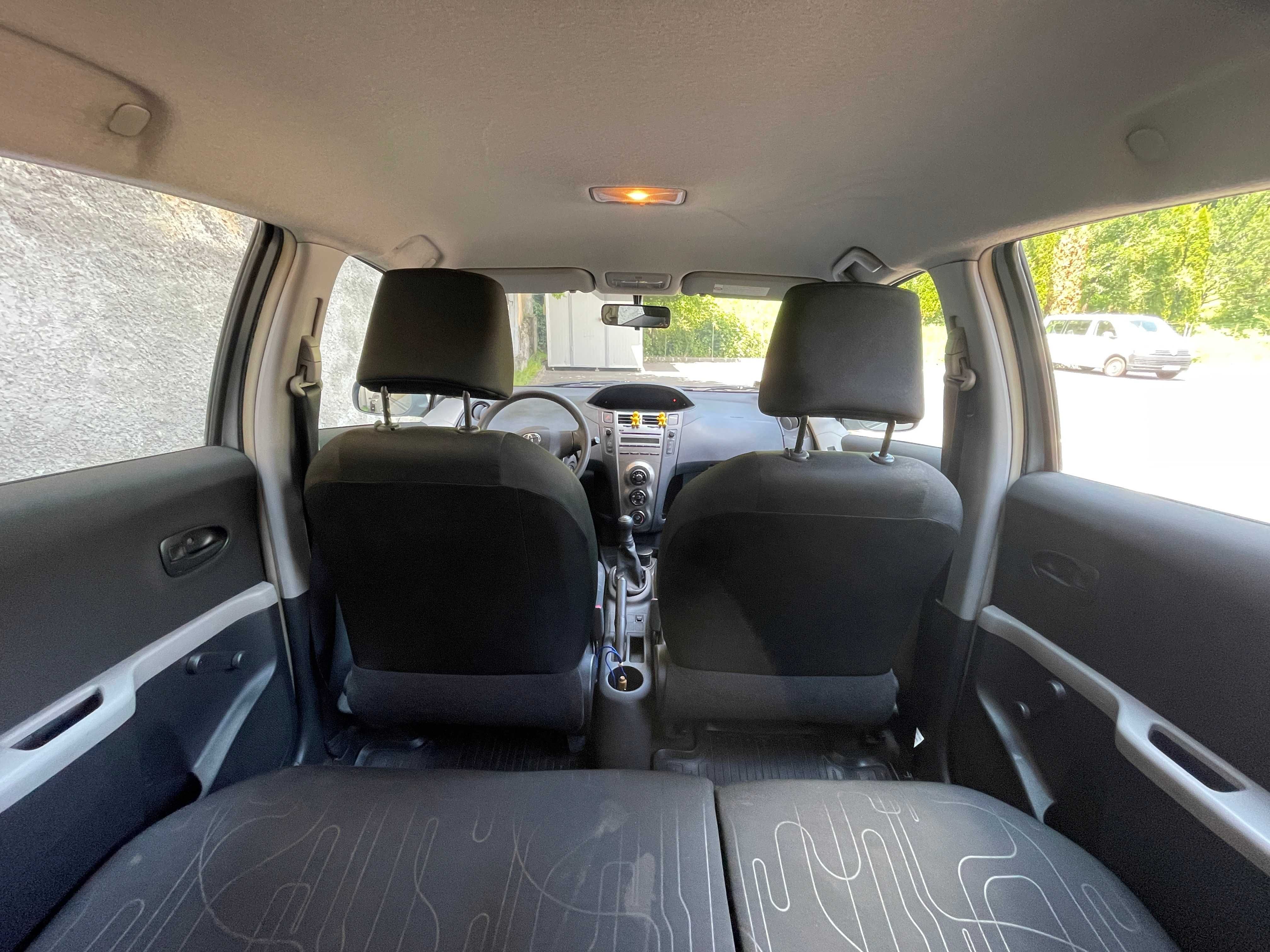 Toyota Yaris 2011