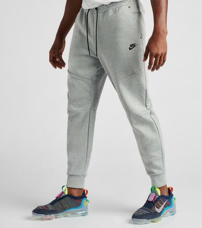 Pantaloni Nike Tech Fleece Original Mărimea S și M