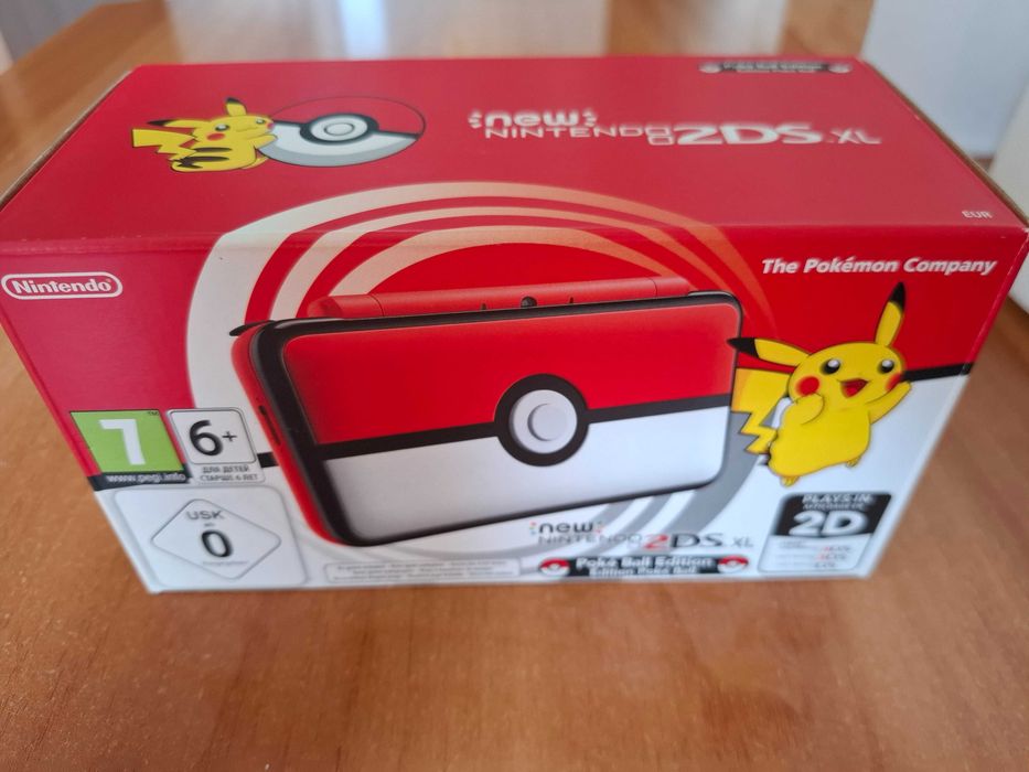 Nintendo 2DS XL PokeBall Edition  New