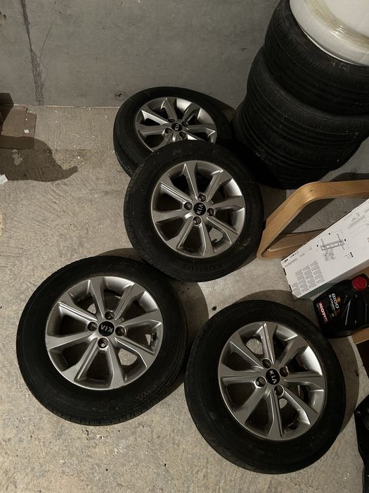 Оригинални Джанти с гуми kia stonic