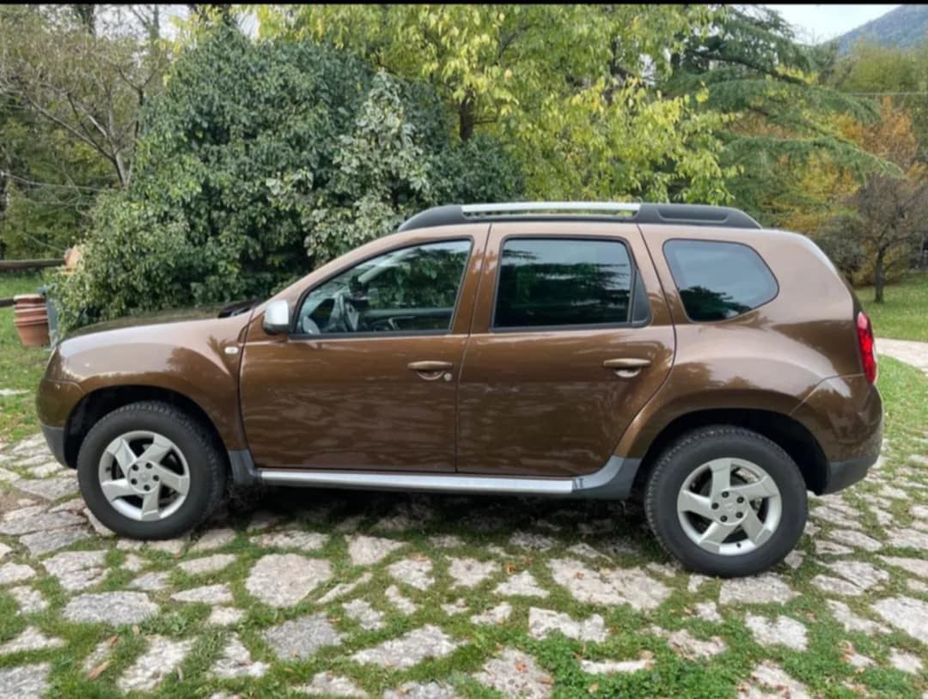 Vând Duster 2011 1.5D
