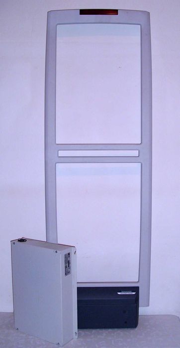 Vand antene antifurt Sensormatic , perfecta functionare , pt magazin