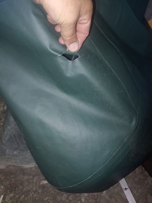 Устраняю повреждения на лодках пвх