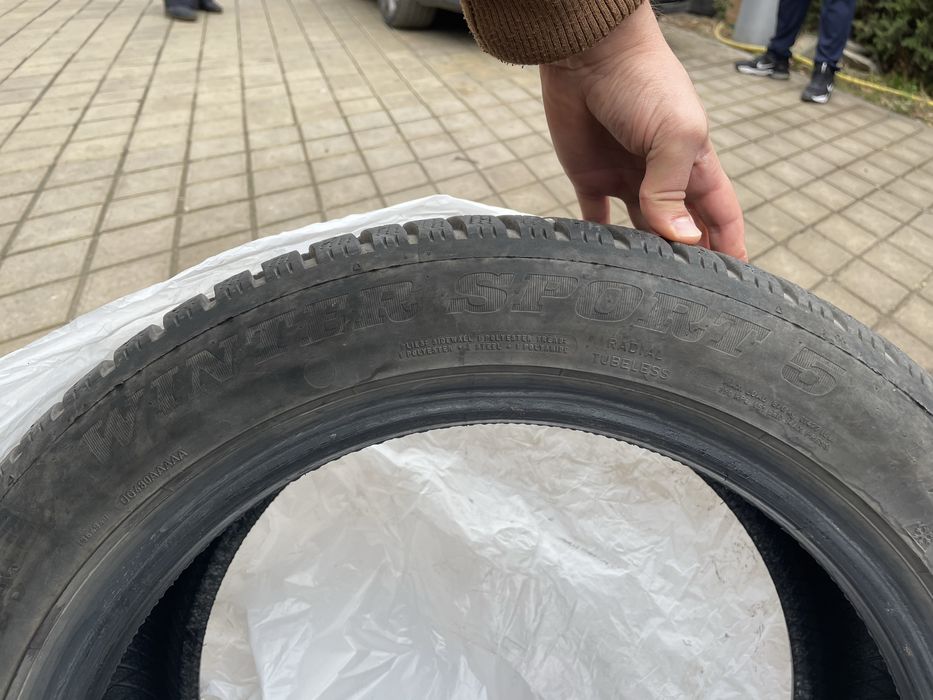 Dunlop - 1бр зимна гума