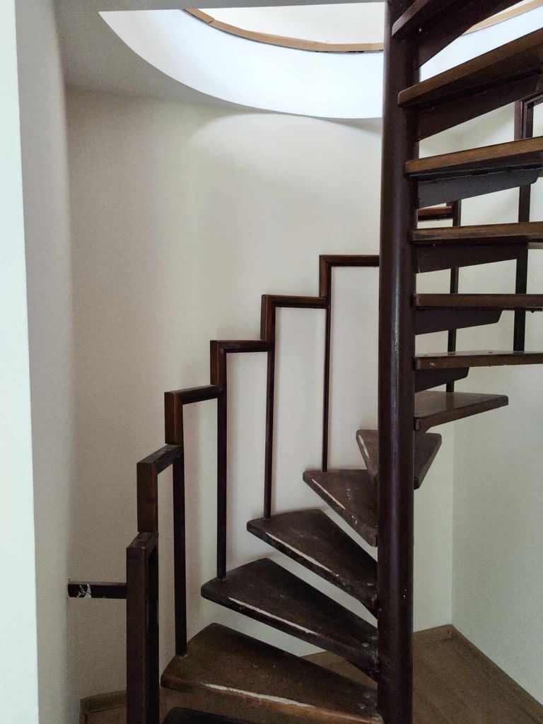 Дава се под наем Мезонет в к.к. Слънчев бряг - 105 кв.м за 382.5 € - Снимка #1