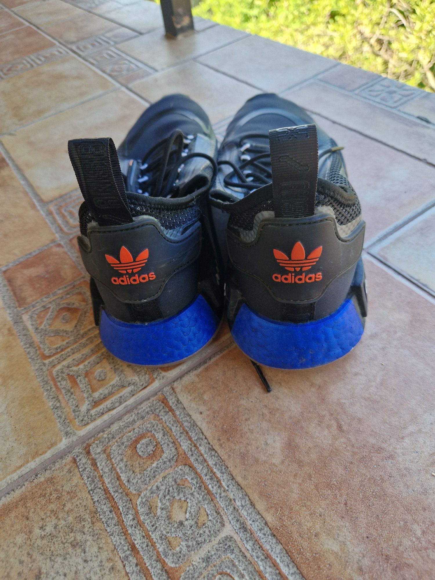 Vand adidas nmd r1 nasa