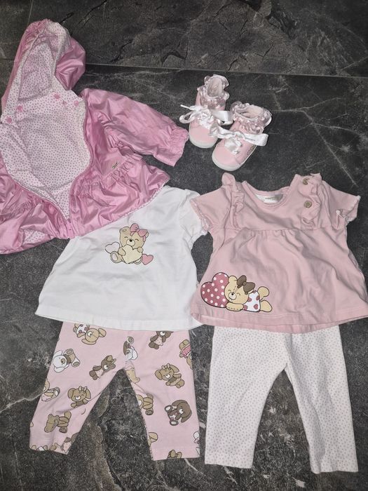 Лот бебешки дрешки за момиче 1- 2 месеца