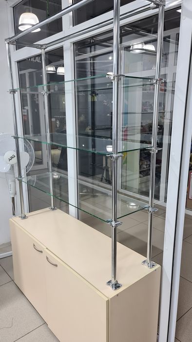 Продам витрину в отличном состоянии