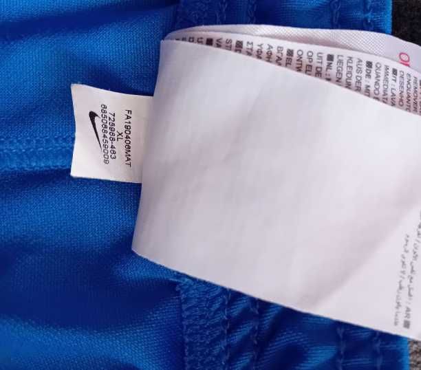 Оригинални къси панталони Nike - размер XL
