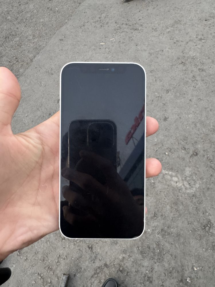Iphone 12 Mini sotiladi