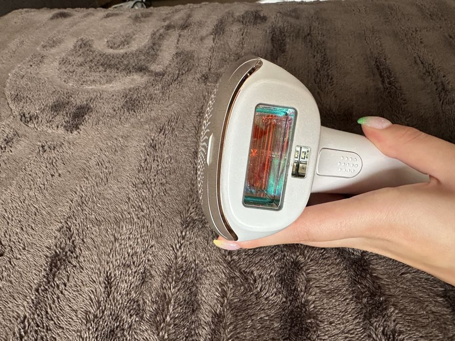 Фотоепилатор IPL Philips Lumea Advanced SC1998/00