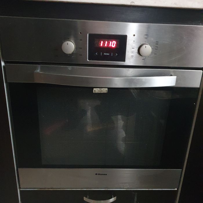 Cuptor electric incorporabil