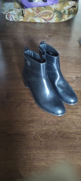 Продам полусапожки 41 рм