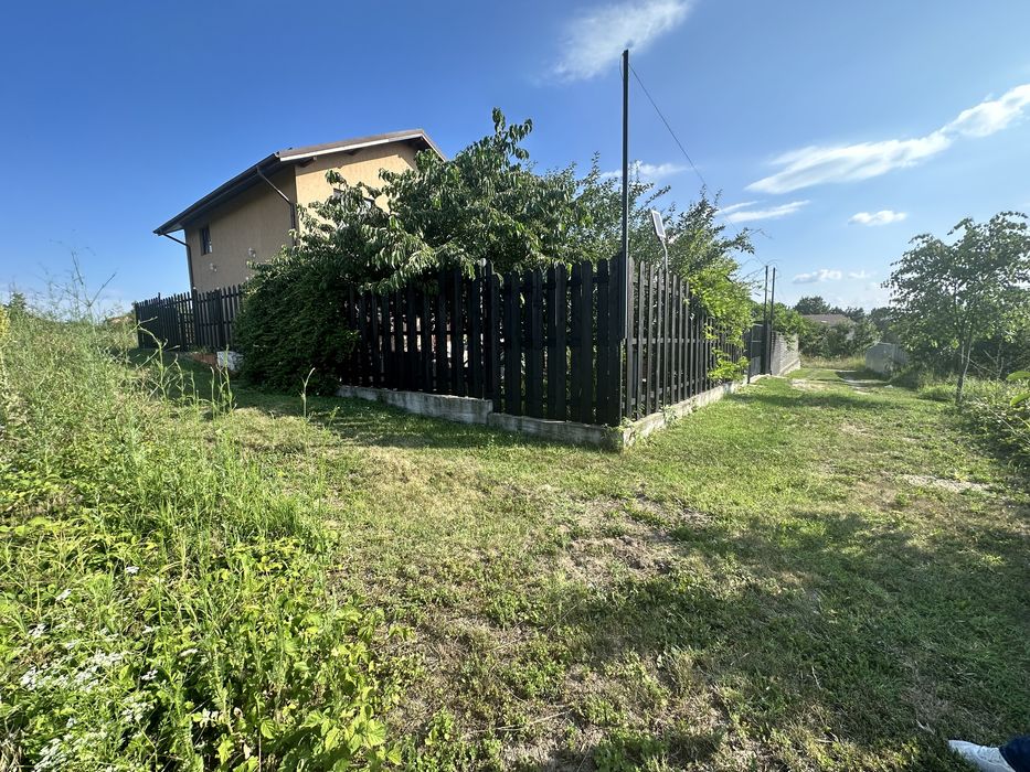 Teren intravilan Bucuresti-ILFOV Ganeasa,utilitati, padure, lac