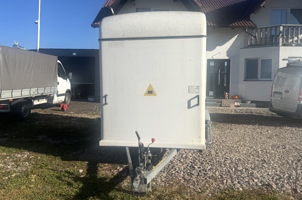 Remorcă auto carosată import Suedia