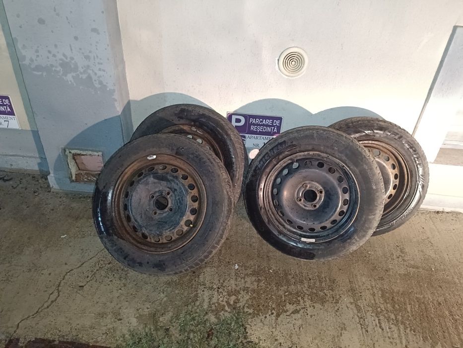 Vand 4 jante 4x100 r15