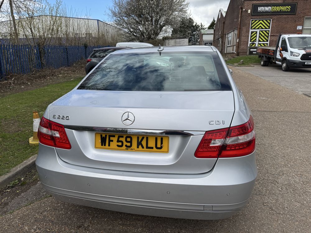 Mercedes w212 (e clase 2009)
