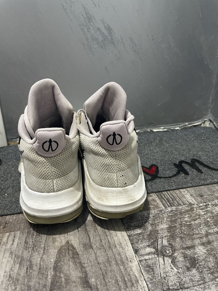 Оригинални маратонки Nike airmax