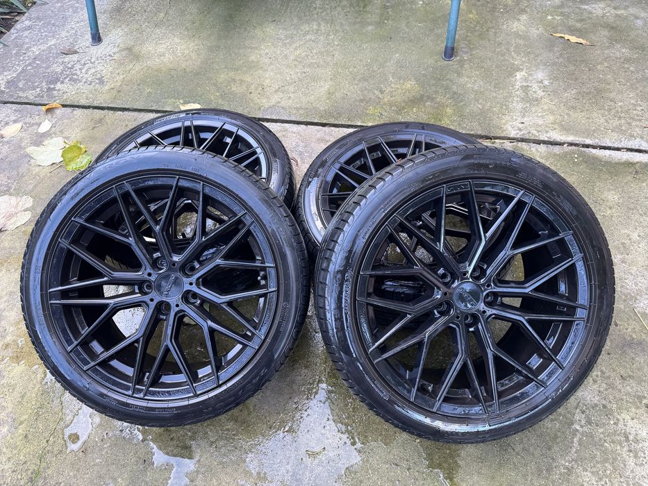 Jante aliaj ARCEO VALENCIA 8.5x18 5x112 et35 Black Diamond