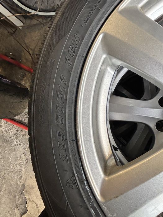 225/50/17   С Чисто нови Гуми зимни