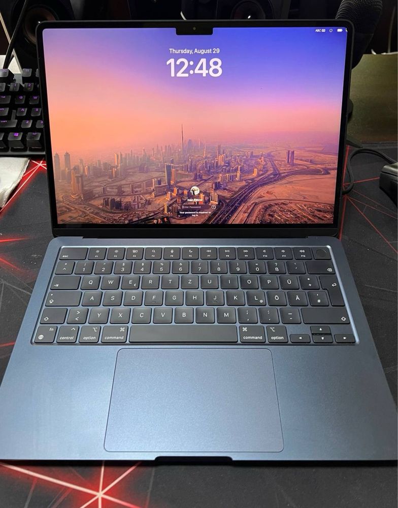 Macbook Air M2 13.6”
