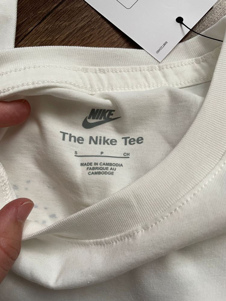 Tricouri Nike model nou
