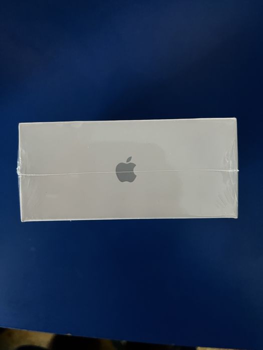 AirPods Pro 2 cu carcasa MagSafe