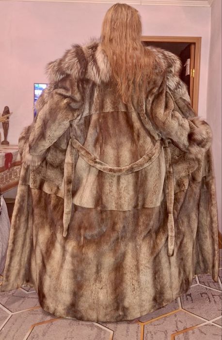 Продам шубу норковую