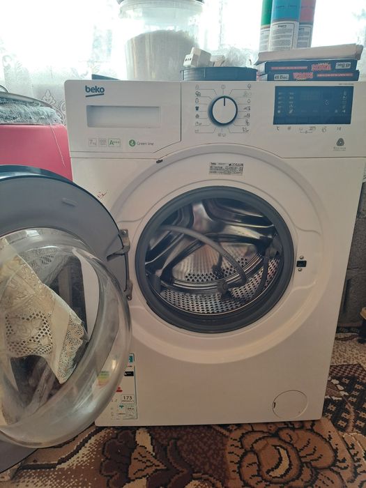 Vând mașină de spălat beko 7 kg folosită