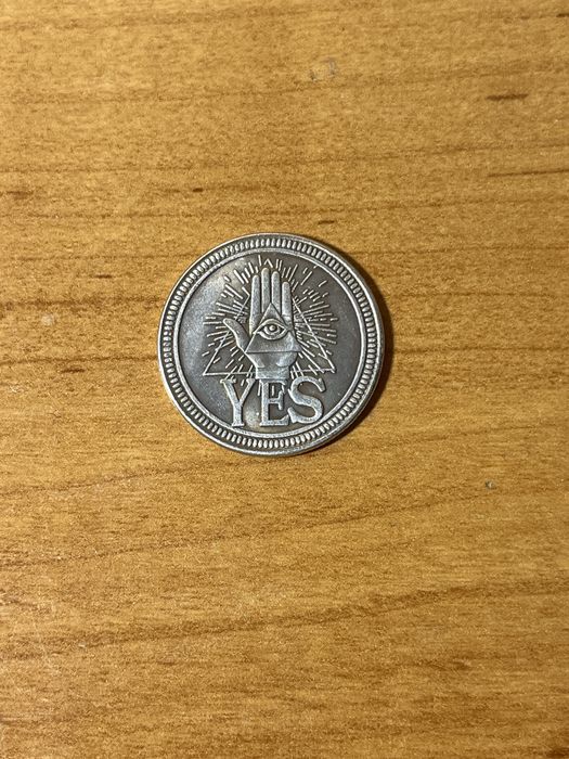 Монета Yes No выбирает судьбу за тебя