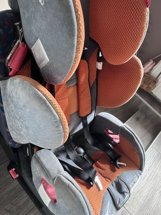 Продавам детско столче Recaro Young Sport 9-36кг