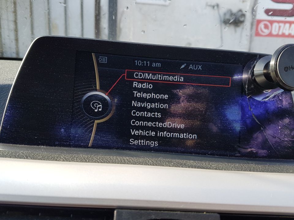 Display Navigatie cu Sticla Crapata BMW Seria 3 F30 F31 F32 F33 F34 F35 2011 - 2019