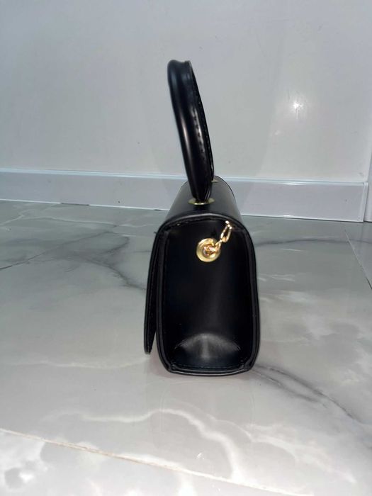 Дамска чанта Guess