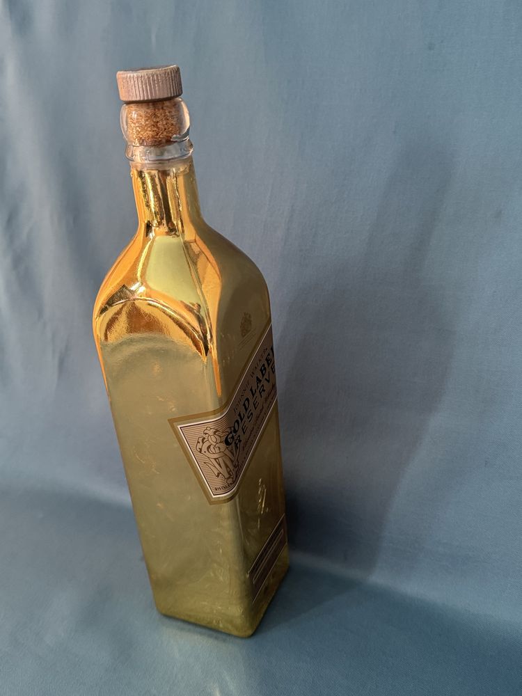 Шише от Уиски Johnnie Walker Gold Label Reserve Limited Edition 700ml