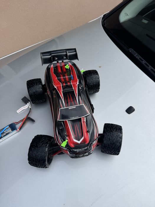 Traxxas e revo 1/16 vxl