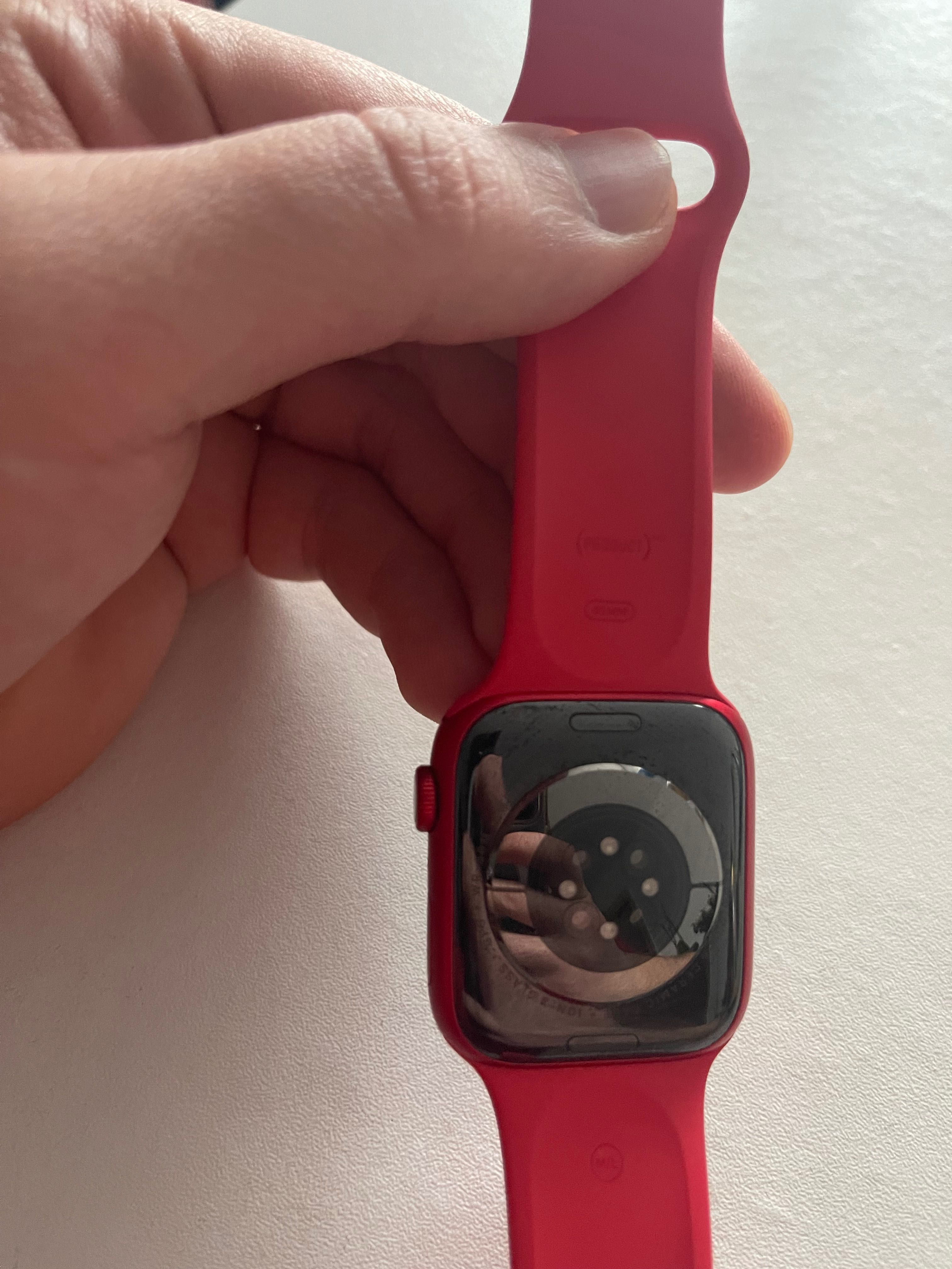 Apple watch seria 8 rosu 45mm