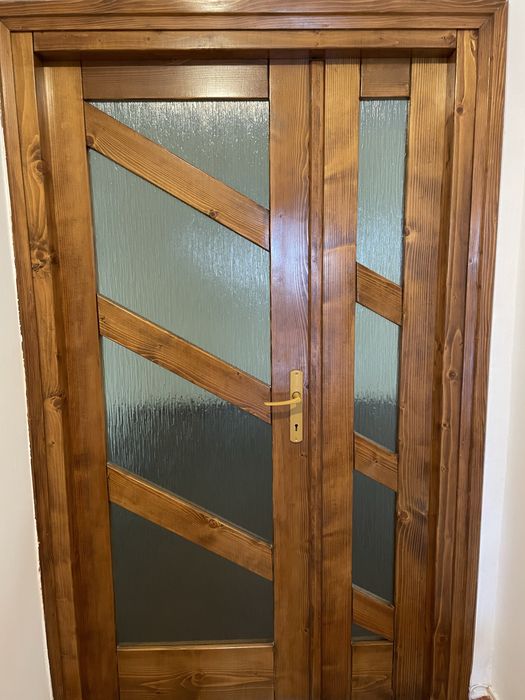 Usi lemn masiv second hand