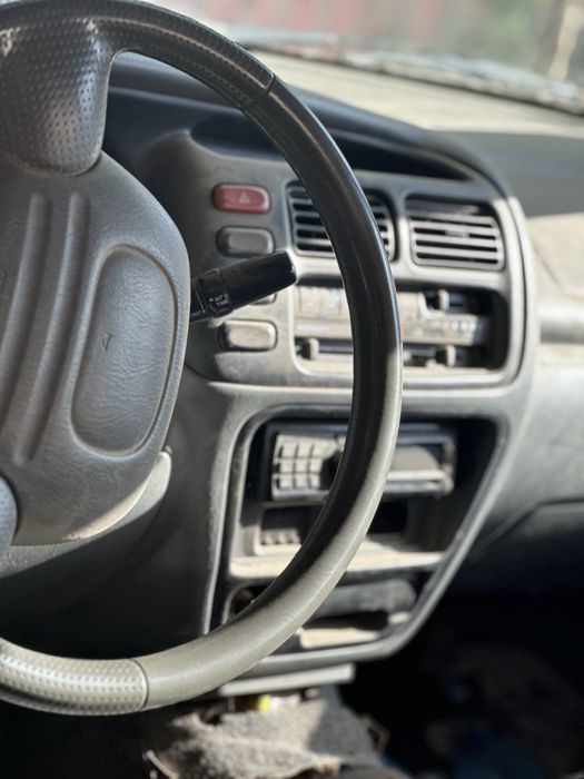 Vand suzuki grand vitara,2.0,benzina