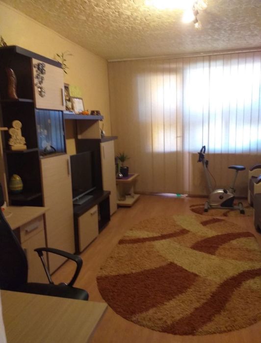 Inchiriez apartament 2 camere