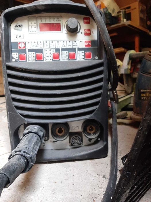 Mai compactor, generator de curent cu aparat sudura incorporat,