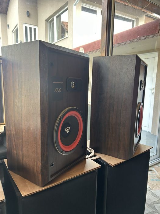 Тонколони Cerwin Vega AT 20