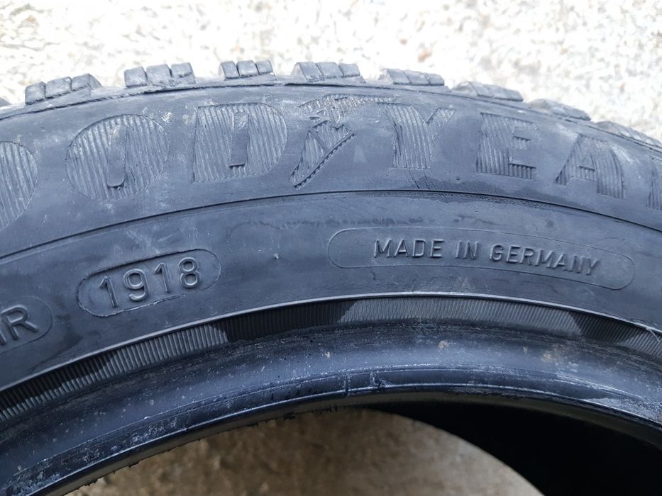 2бр гуми 205/55/16 GoodYear Ultragrip 9