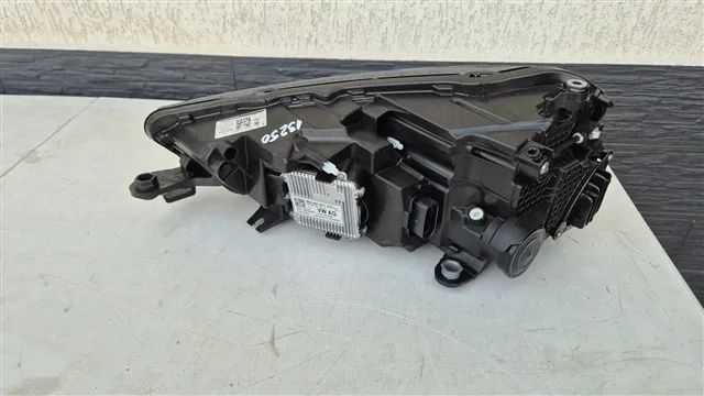 Far dreapta Skoda Fabia 4 Full Led model cu lupa an 2022 2023 2024 2025 cod 6VB941016B