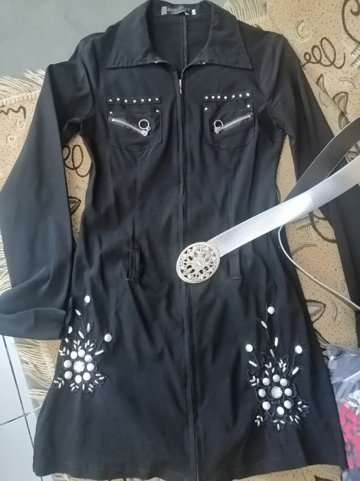 Платье  черное до колен