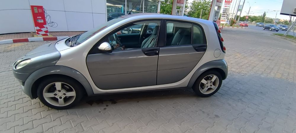 Vand Smart  ForFour Benzina 1.3