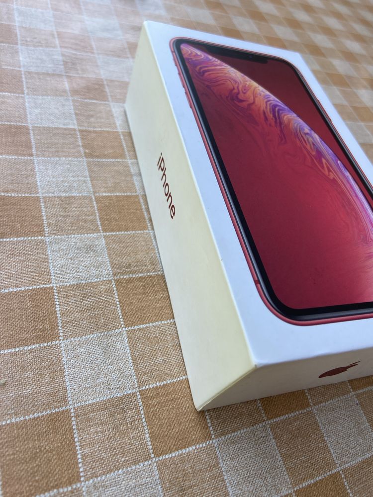 iPhone XR 64GB……………….