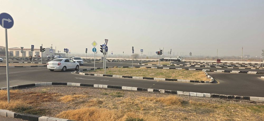 Инструктор по вождению